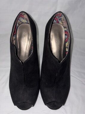 Christian Siriano Velvet High Heels